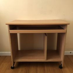 wooden table 32inx19inx29in