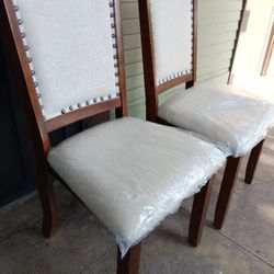 2 Wooden Chairs  With Cushion 