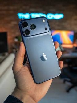 iPhone 17 pro max 256GB unlocked deep blue