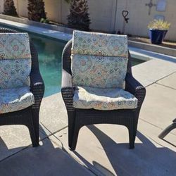 2 Resin Chairs With Cushions