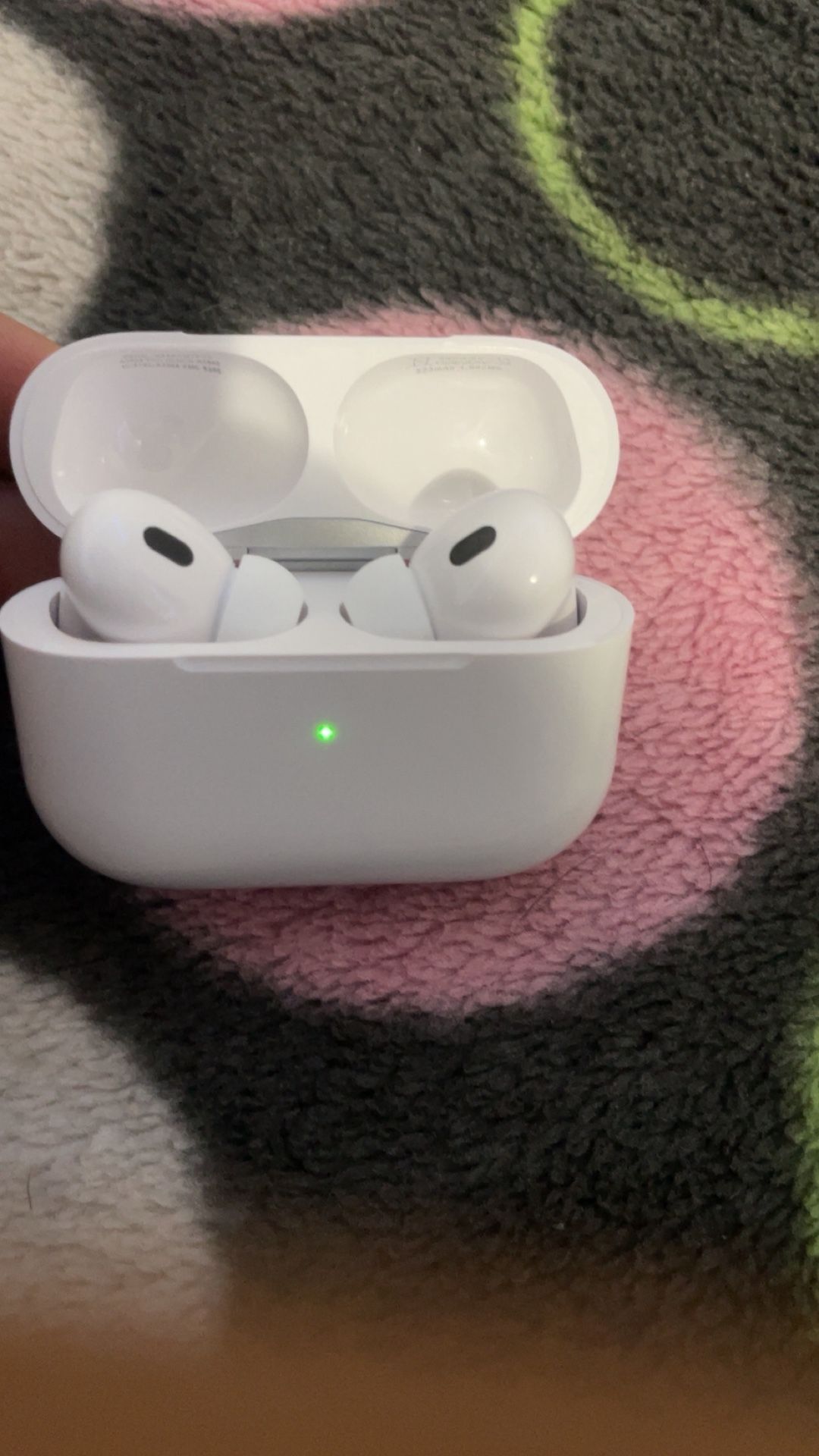AirPod Pro 2s