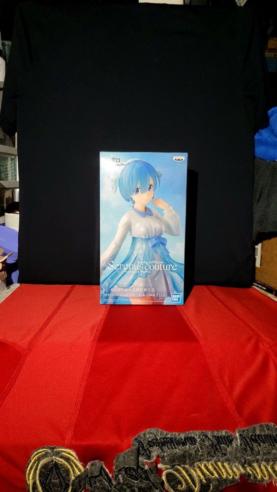 🩵Re:Zero Starting Life in Another World Serenus Couture Rem Collectible Figure (Version 1)