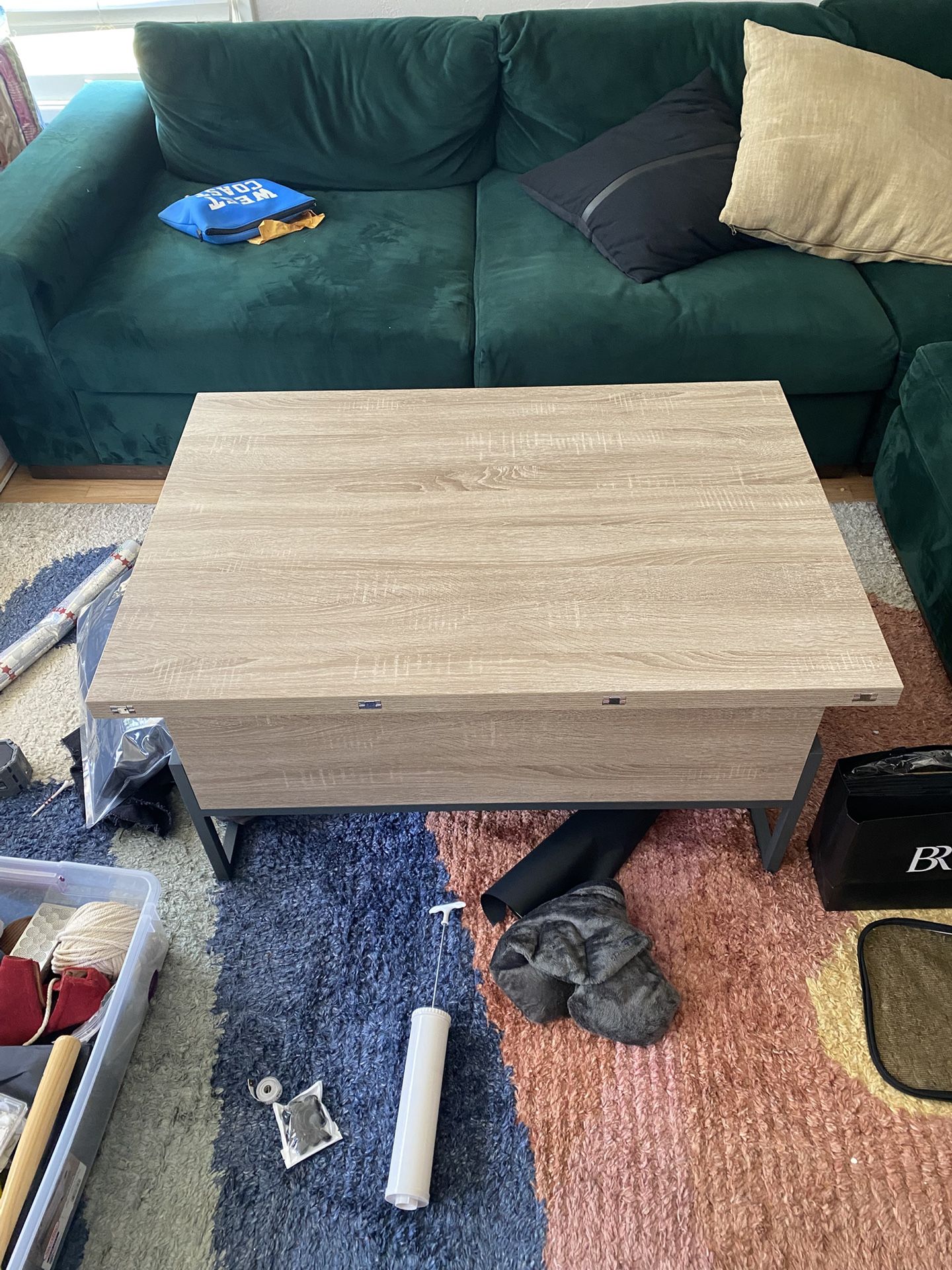 Expanding/Folding Coffee Table