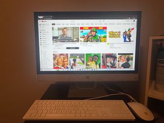 Vendo HP All-in-One de 24 pulgadas en excelente condición. Todo funciona al 100%.