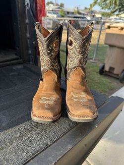 Cowgirl Booth Youth 12