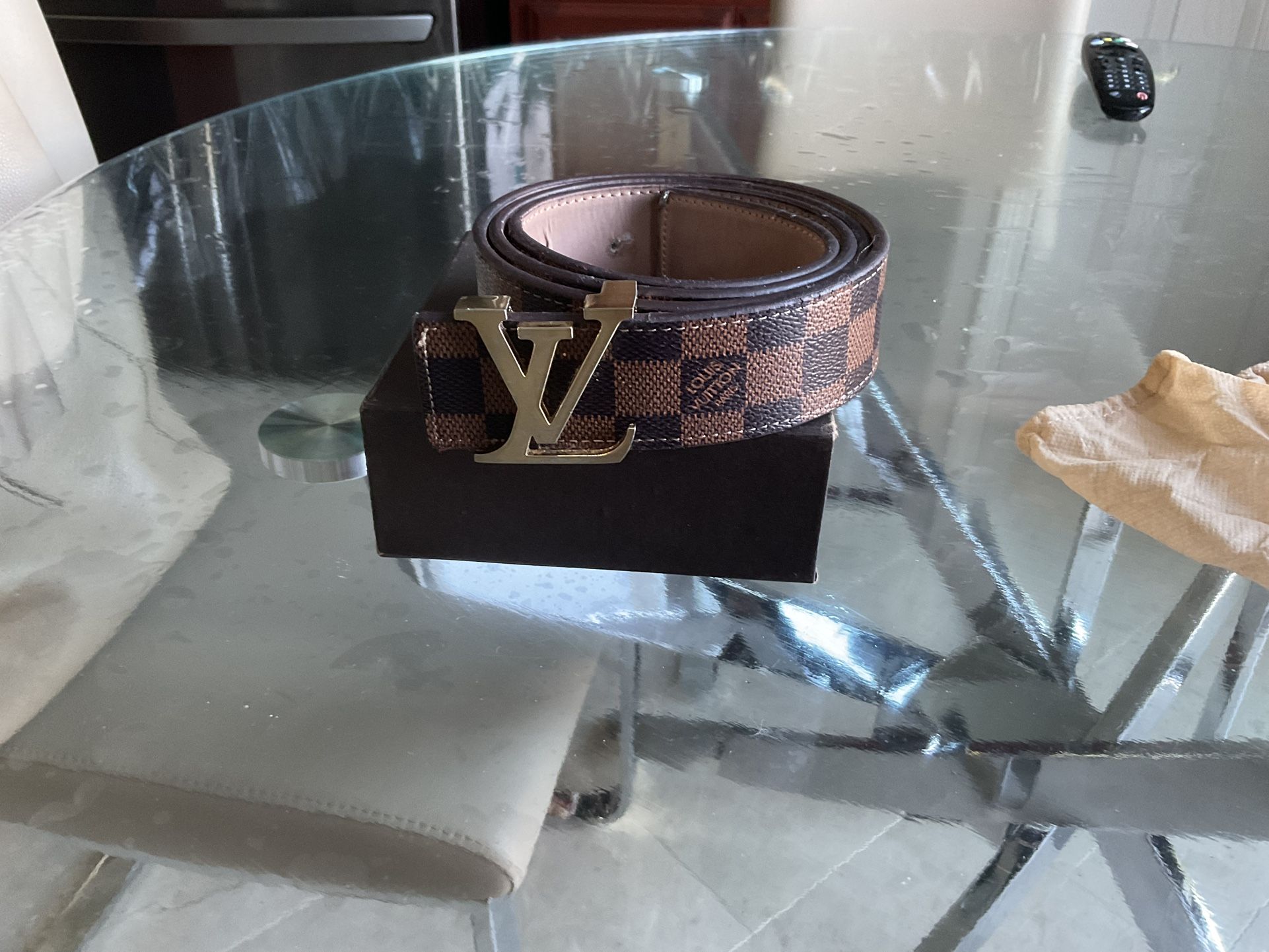 Authentic Louis Vuitton Belt in size medium 48”/ 115cm
