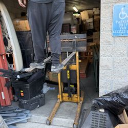 Big Joe Pallet Forklift 