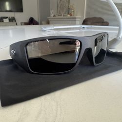 Oakley Heliostat Sunglasses