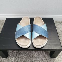 Ladies  Sandals Blue Leather Flat

