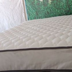 Full Size Mattress (Colchón Full Size)