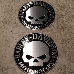 Harley Davidson Motorcycle Emblems Metal Decal Willie G Skull Black & Stainless