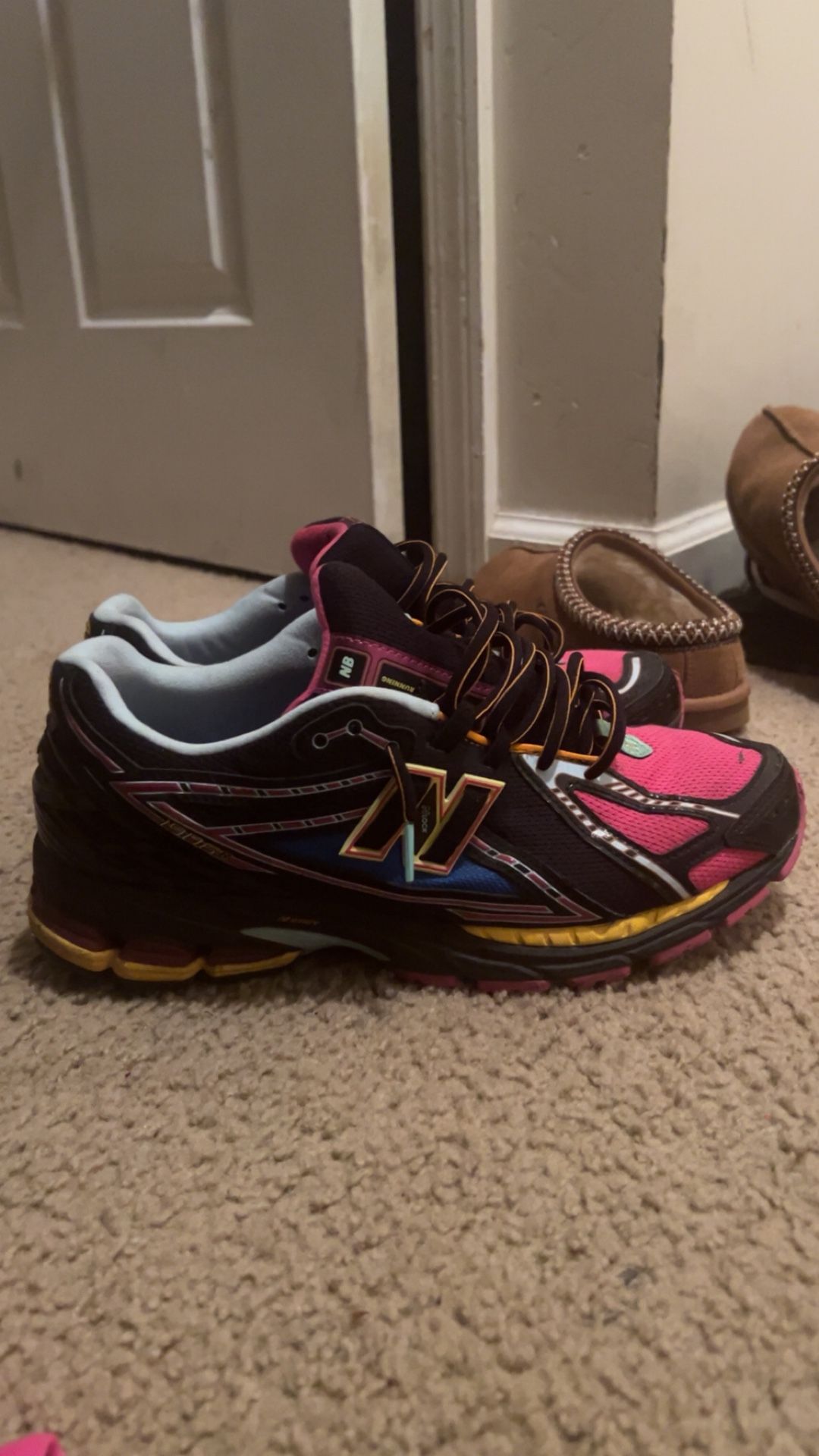 New Balance 1906R