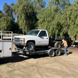 2000 Chevy Silverado 3500 For parts $900.00 OBO
