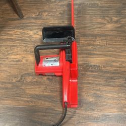 16 Inch Milwaukee Chainsaw