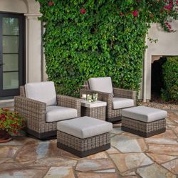 SunVilla Knox 5-piece Outdoor Patio Seating Set $999.99