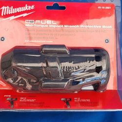 MILWAUKEE M18 FUEL MID-TORQUE IMPACT WRENCH PROTECTIVE BOOT