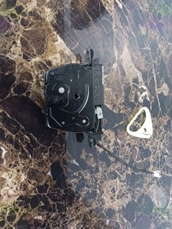 2013 BMW 650i Trunk Lock Actuator Motor 