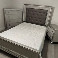 Ashley”s Queen Bedroom Set 