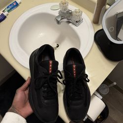 Size 9 🔥🔥 Please Dont Waste My Time