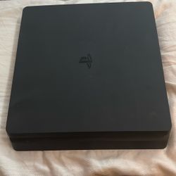 PS4 Slim/ Games