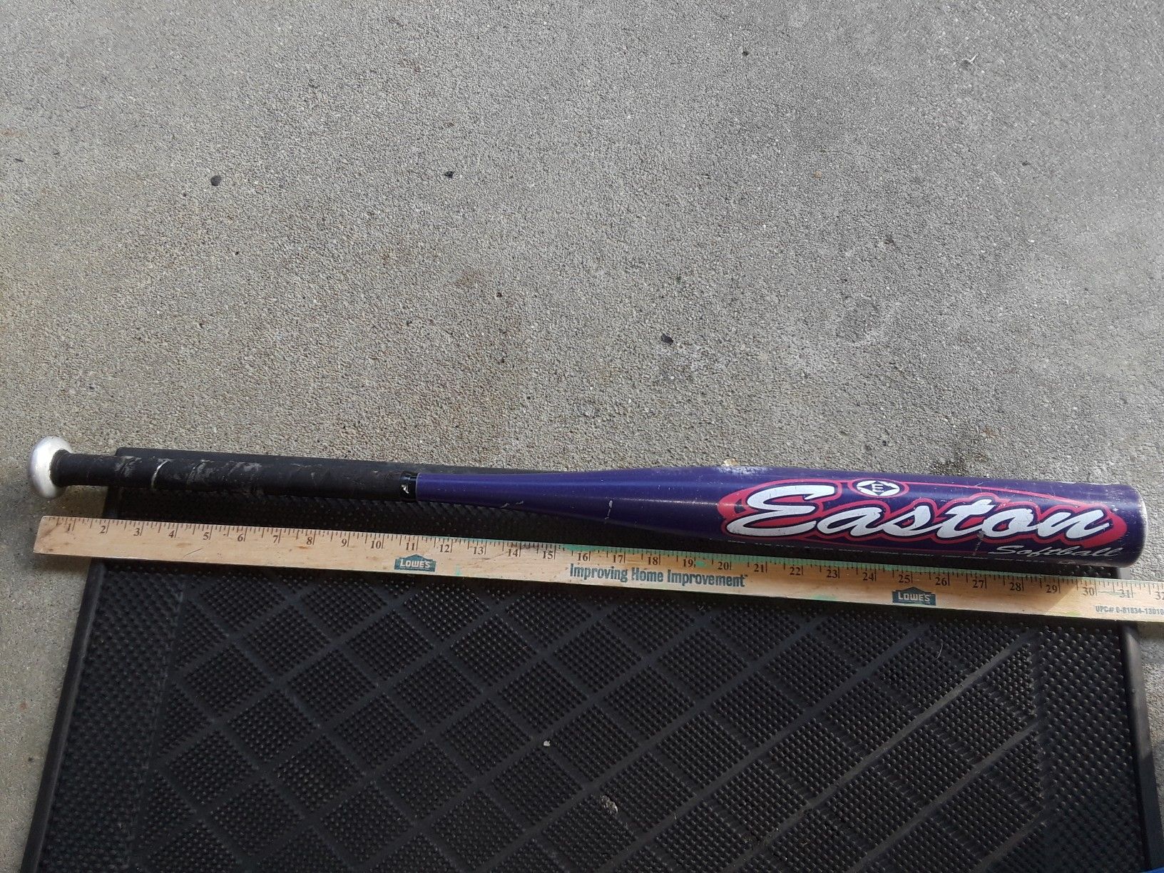 Easton softball baseball bat