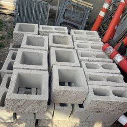 Splitface Grey Block 