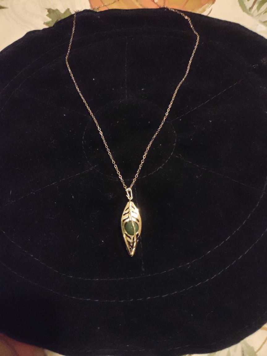 Vintage Necklace With Charm 12 Karat 