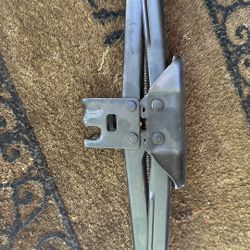 car pantograph jack