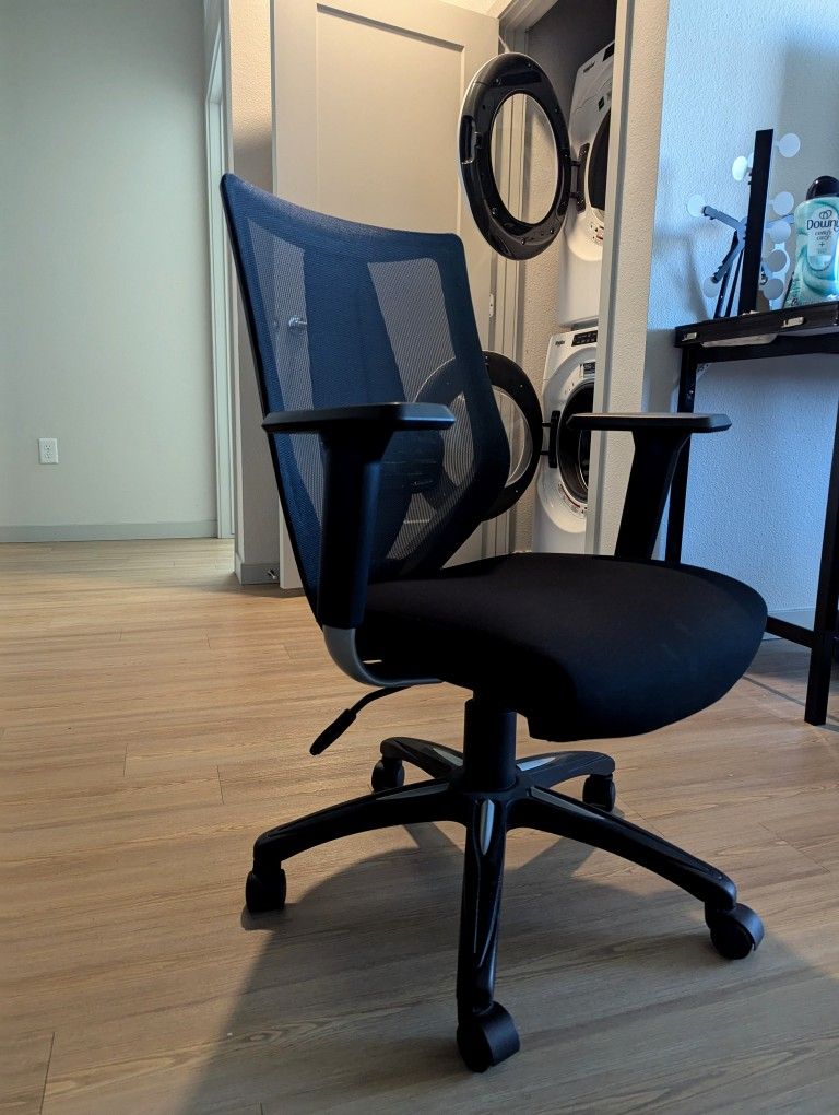 Adjustable Computer Chair