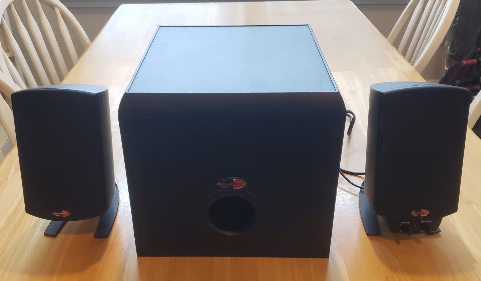 Klipsch ProMedia 2.1 THX Subwoofer with 2 Computer Speakers