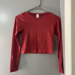 Medium Red Long Sleeve Cropped Top