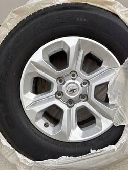 Toyota OEM Wheels & Tires – Bridgestone Dueler H/T P265/70R17 – Set of 4