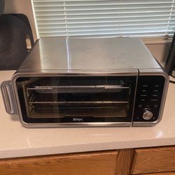 Ninja SP201 air fryer/oven combo