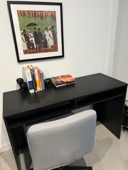 Black desk (no drawers) $35