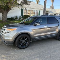 2014 Ford Explorer