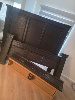 Queen size bed frame