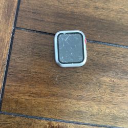 broken screen no wistband with it it turns on