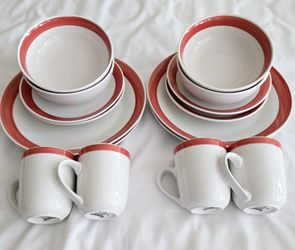 Porcelain Dish Set 