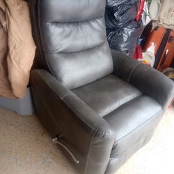 Leather Incline Chair 