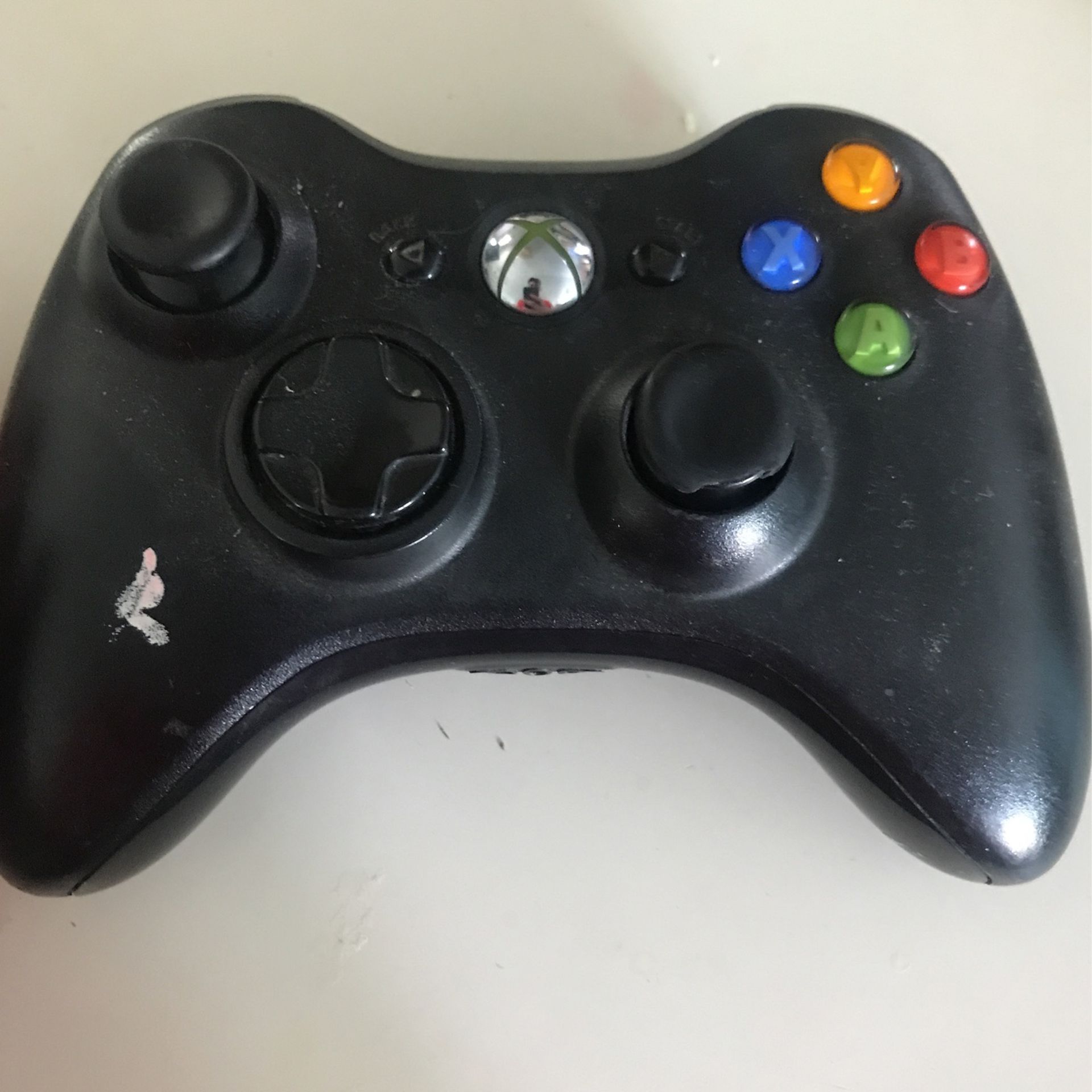Black Xbox 360 Controller 