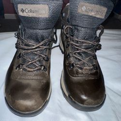Good condition boots