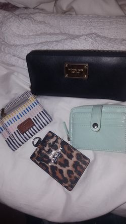 Wallets wrislets