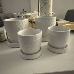 Set Of 4 Ceramic Vases