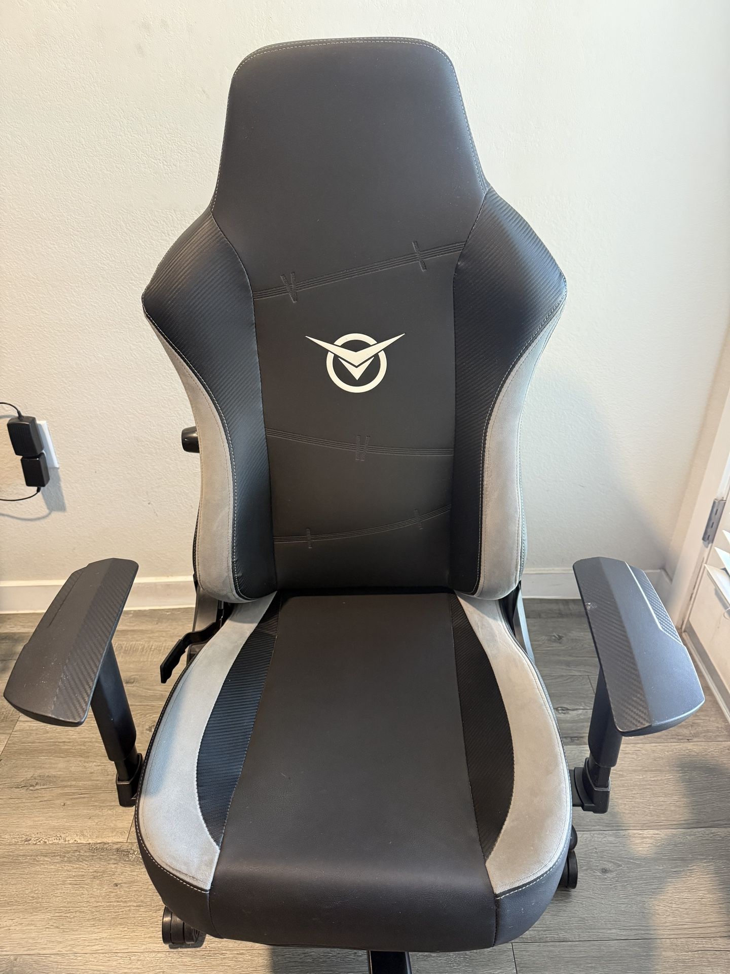 Vertagear SL2000 Gaming Chair