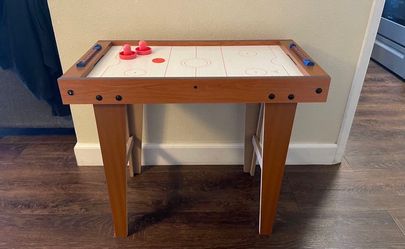 Kids hockey table