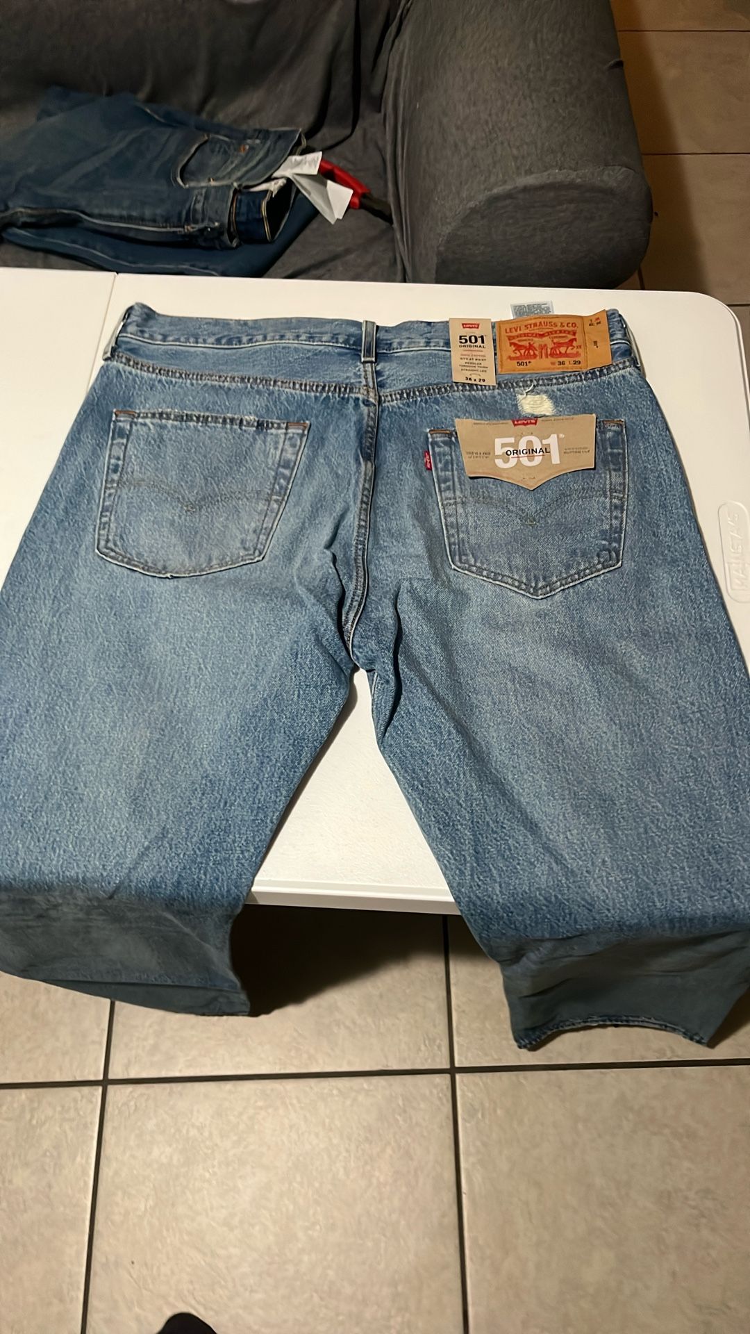 501 Levi Jeans 