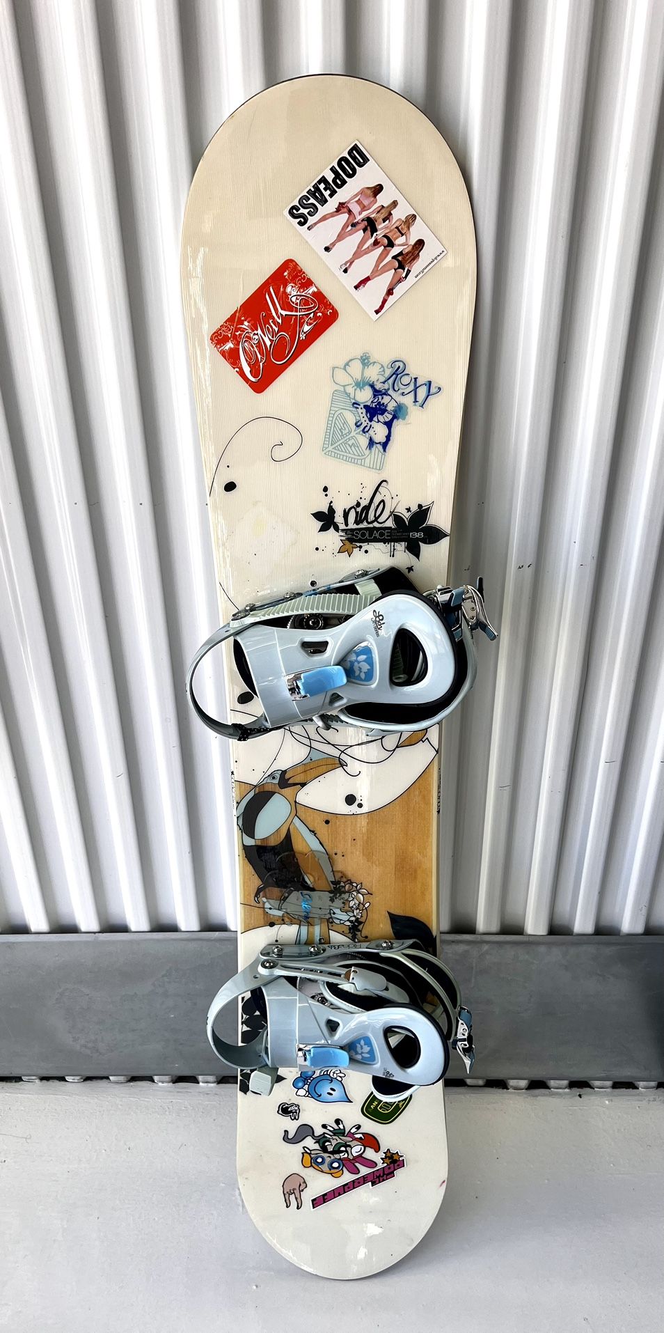 Women’s RIDE Solace 138 Snowboard W/ Bindings