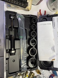Greenlee Knock out set