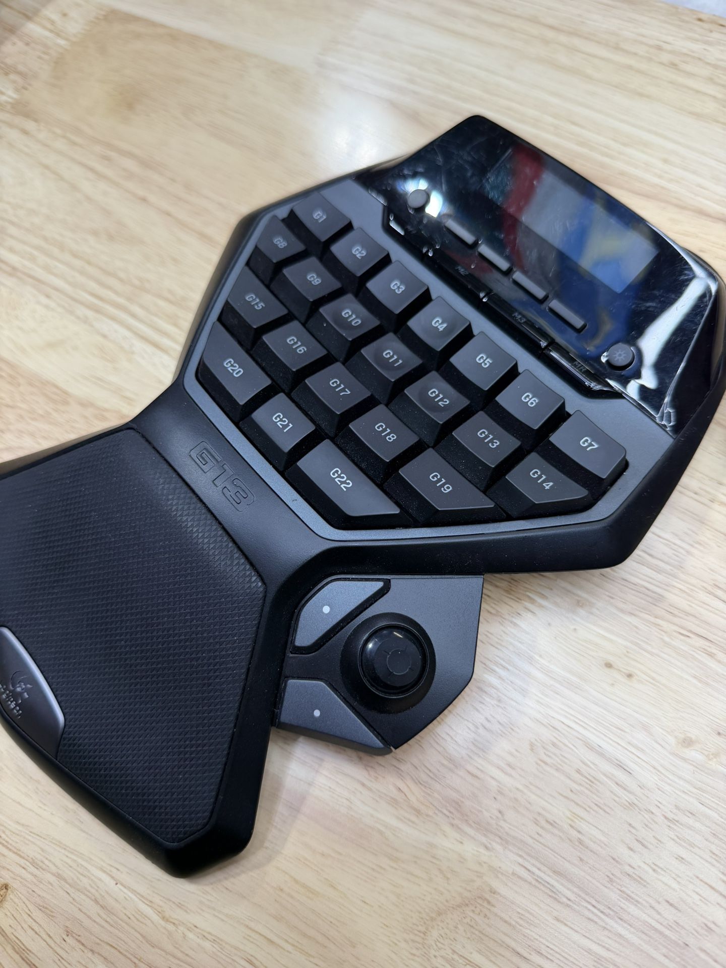 Logitech G13 Gamepad / Keyboard
