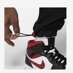 Air Jordan Men’s Essential Pants